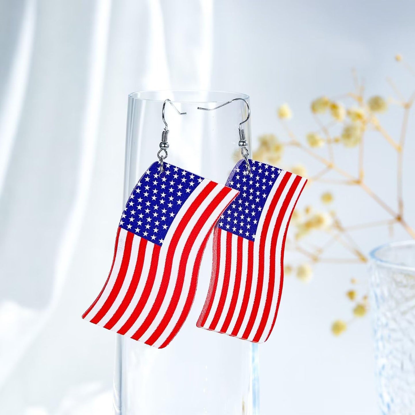 Turandoss 4th of July Patriotic Earrings for Women, American Flag Earrings Cute Leather Dangle Flag Earrings Handmade Independence Day Earrings for Women Jewelry Gifts