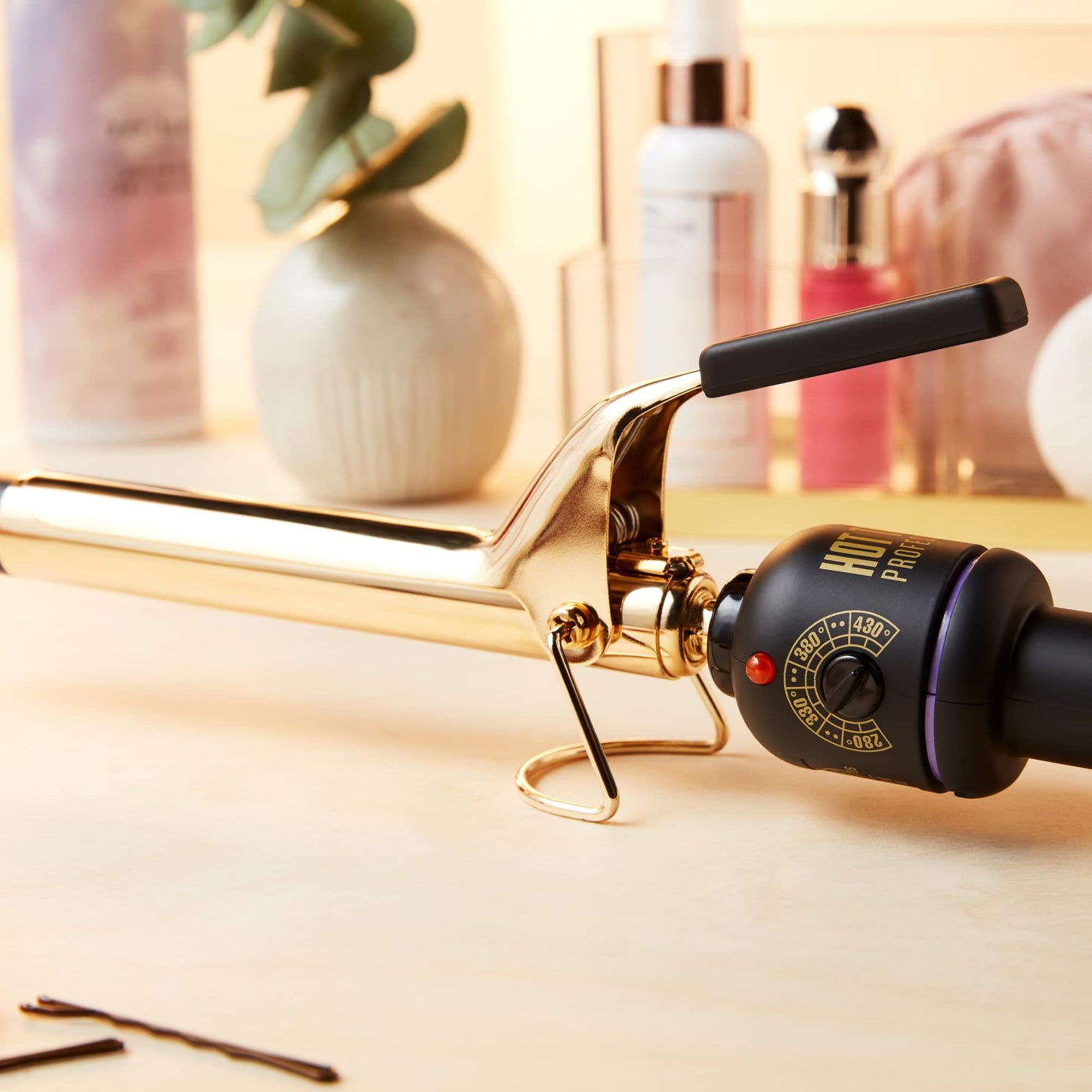 HOT TOOLS (2018 MODEL) Pro Artist 24K Gold Curling Iron | Long Lasting, Defined Curls (3/4 in)