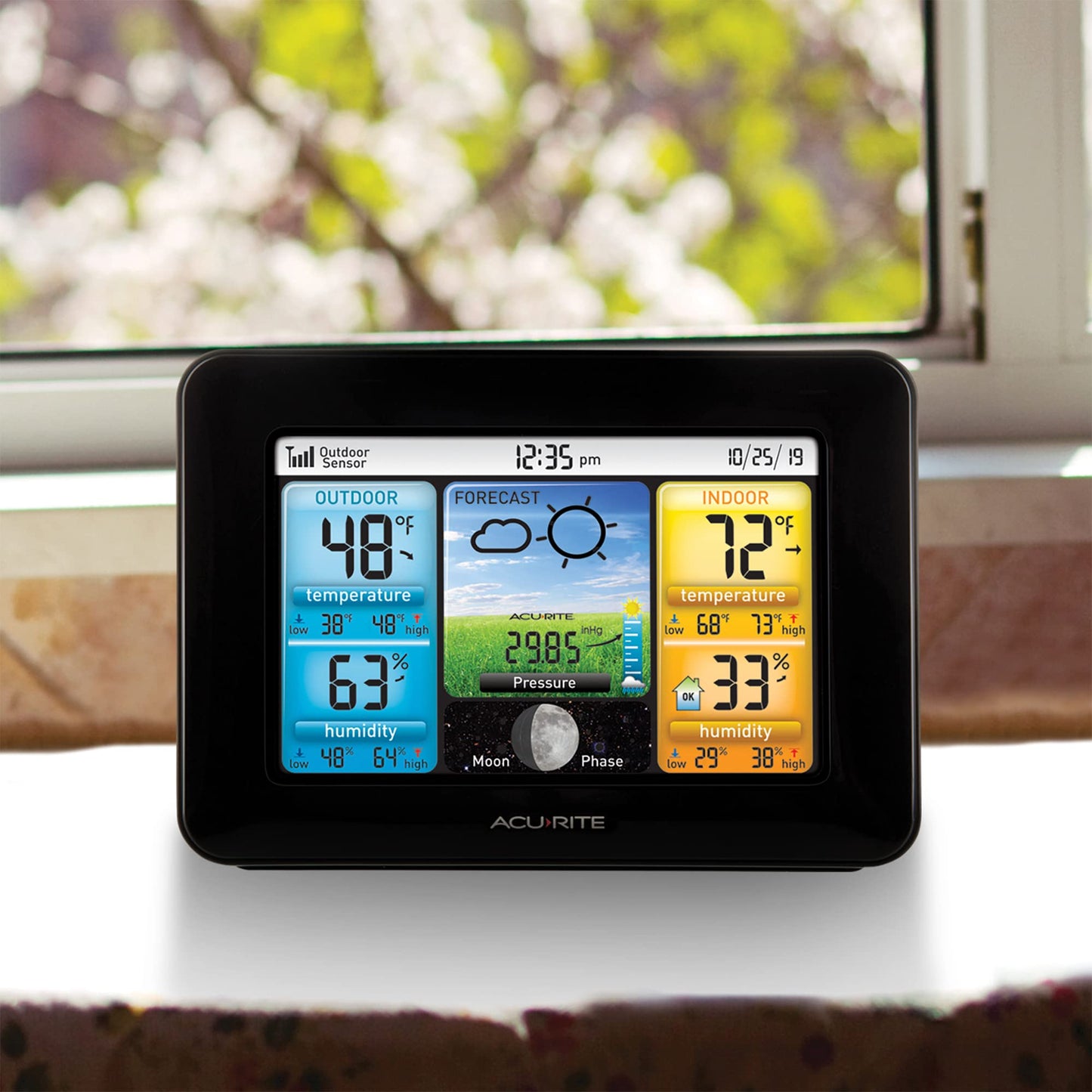 AcuRite Wireless Home Weather Station with Color Display, Indoor Outdoor Thermometer and Temperature Sensor