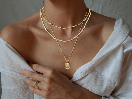 layered gold necklaces for women，Stackable Simple 14K Real Gold Plated Chain Necklace Layering Fashion Pendant herringbone Necklaces Trendy gold Jewelry for women trendy Set Gifts