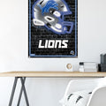 Affiche murale Trends International NFL Detroit Lions - Casque néon 23, 22,37" x 34,00", ensemble affiche et punaise