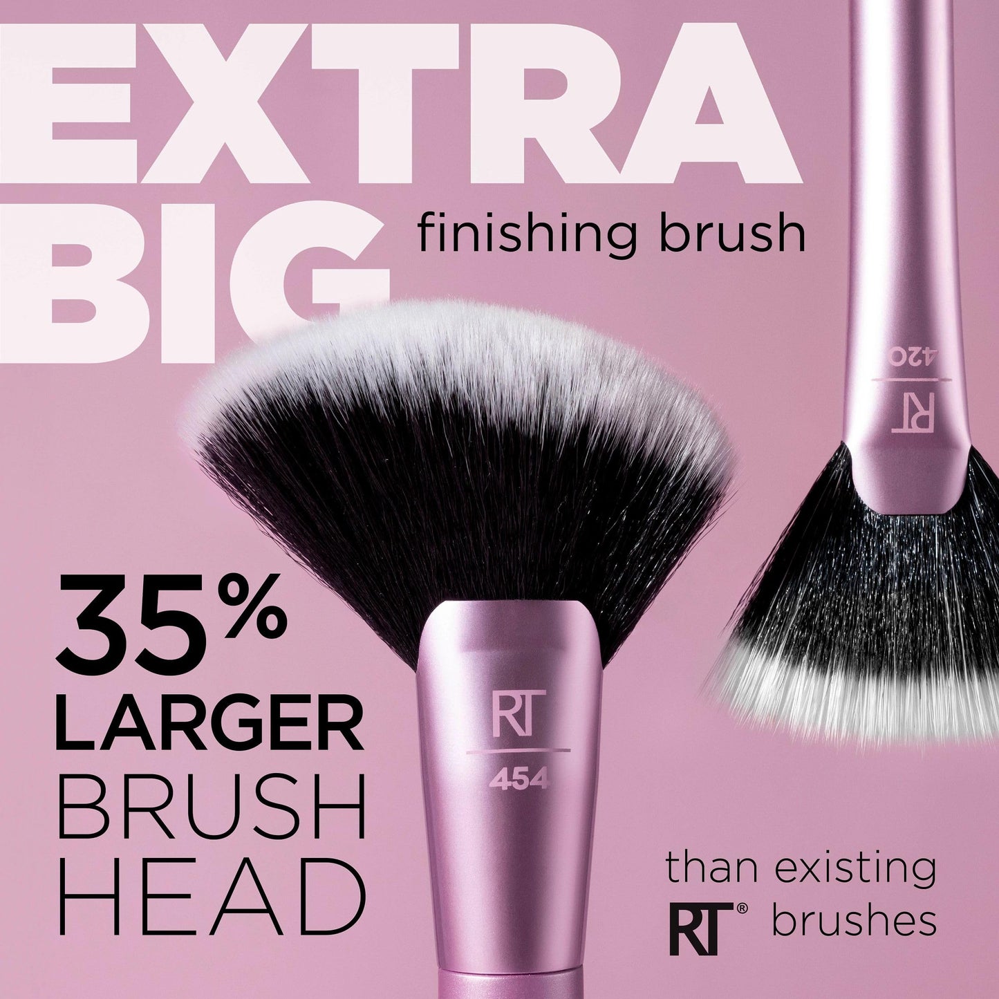 Real Techniques Extra Big Finishing Brush, Large Makeup Brush For Powder Bronzer, Highlight, & Contour, XL Oversized Fan Brush For Quick Application, Cruelty-Free, Synthetic Bristles, 1 Count