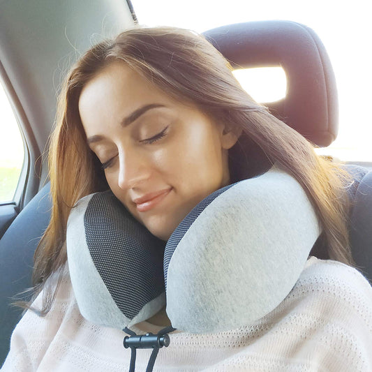 Almohada para el cuello de napfun para viajar, almohada para el cuello de viaje mejorada para avión, almohada de viaje de espuma viscoelástica 100 % pura para dormir en el reposacabezas del vuelo, accesorios portátiles para aviones, gris claro