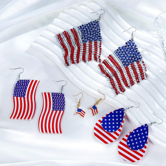 Turandoss 4th of July Patriotic Earrings for Women, American Flag Earrings Cute Leather Dangle Flag Earrings Handmade Independence Day Earrings for Women Jewelry Gifts