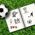 Lot de 100 autocollants de football pour scrapbooking, autocollants de motivation en vinyle imperméables pour bouteilles d'eau, bagages, incitations à l'enseignement, cadeaux d'équipe de football pour enfants, adolescents et adultes