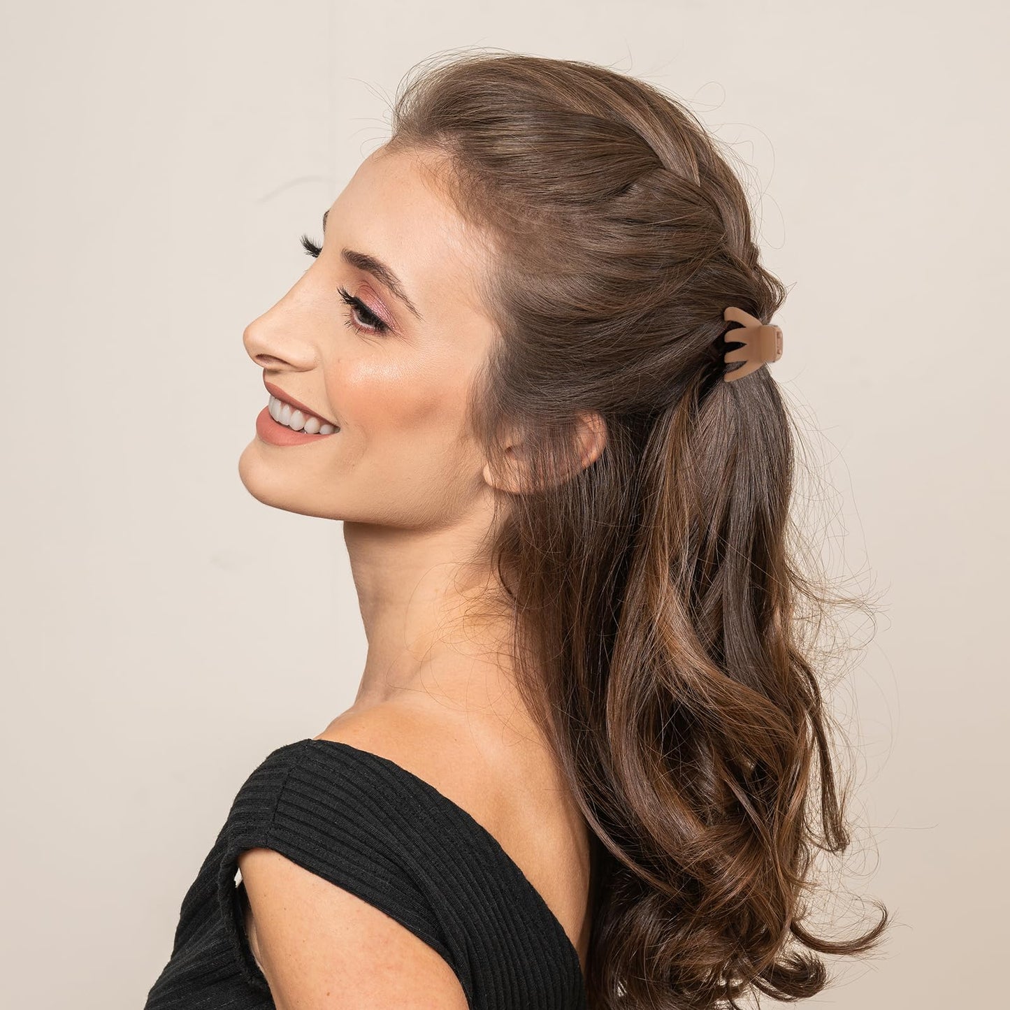 Cobahom - Paquete de 12 pinzas para el pelo pequeñas de 1,2 pulgadas, pinzas para el pelo mate para cabello fino, minipinzas para el pelo antideslizantes, accesorios para peinar el cabello para mujeres y niñas (marrón mate)